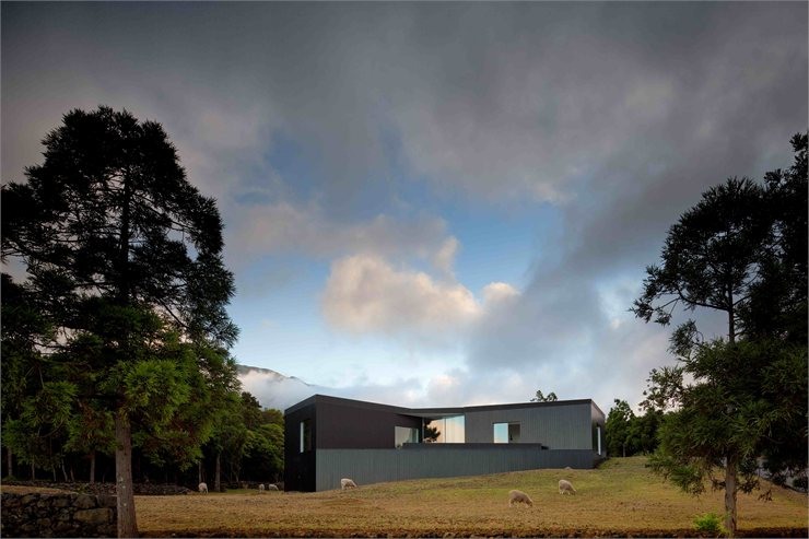 C/Z House by SAMI-arquitectos