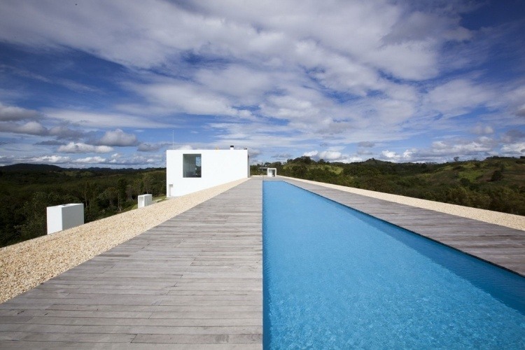 Contemporary Home by Shinichi Ogawa & Associates