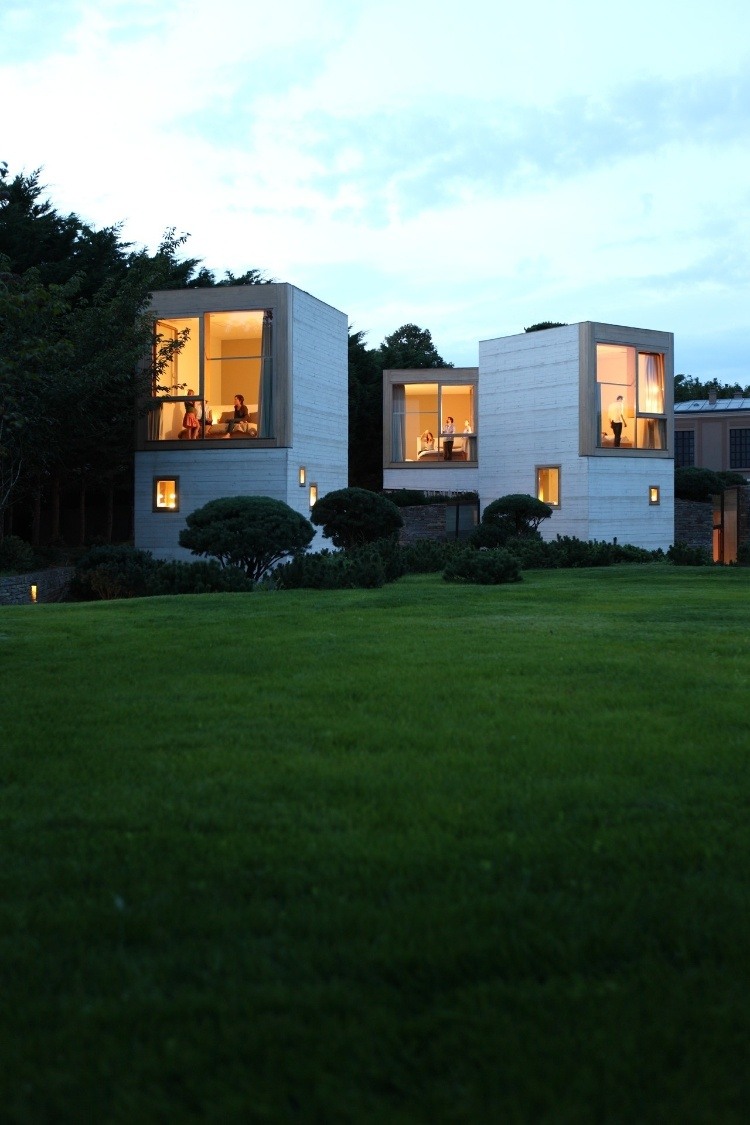 Maison L