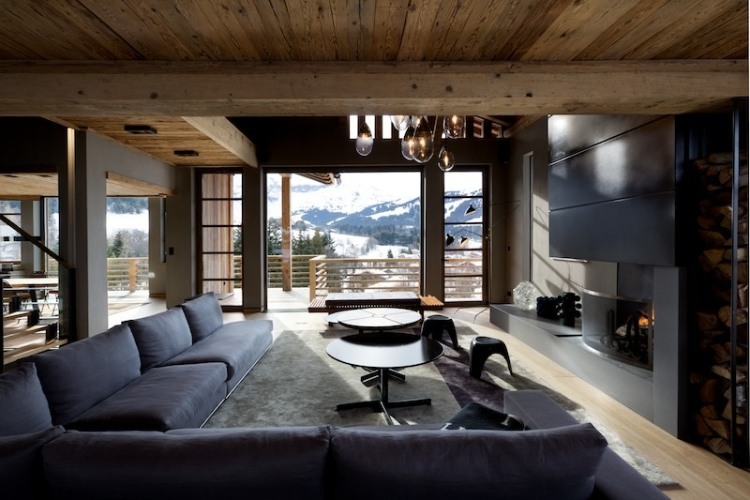 Chalet Cyanella