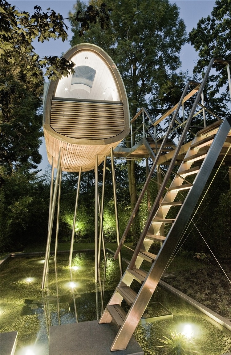 King of the Frogs prefab housing