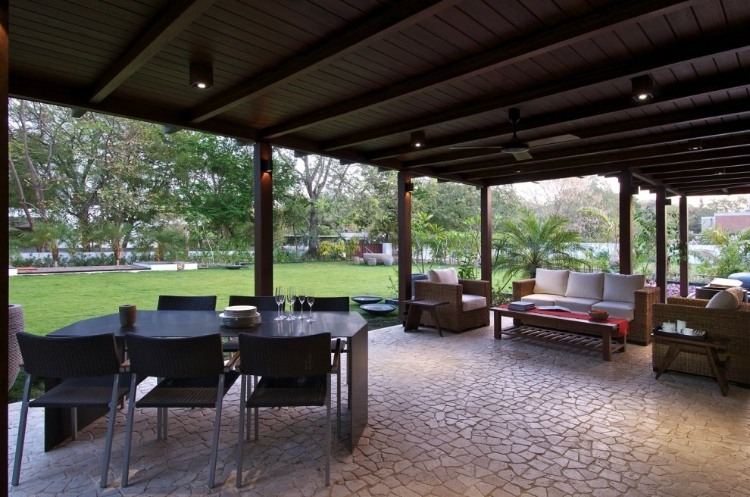 Courtyard House by Hiren Patel Architects Courtyard House by Hiren Patel Architects - 4