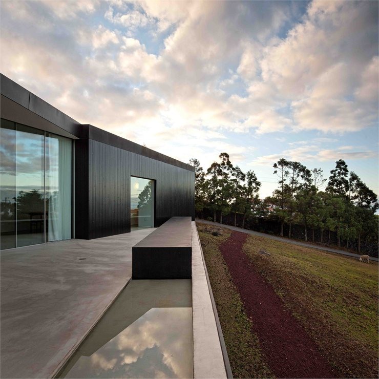 C/Z House by SAMI-arquitectos