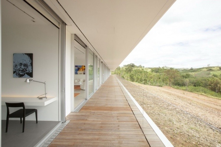 Contemporary Home by Shinichi Ogawa & Associates