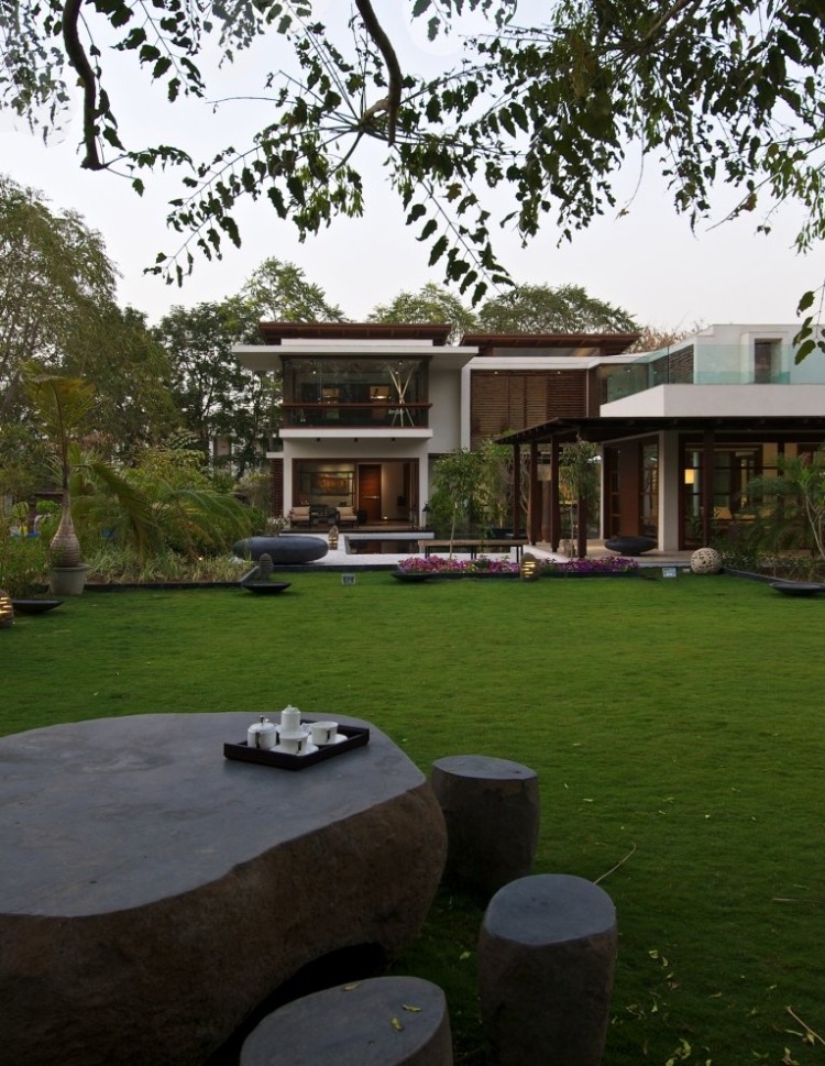 Courtyard House by Hiren Patel Architects Courtyard House by Hiren Patel Architects - 6