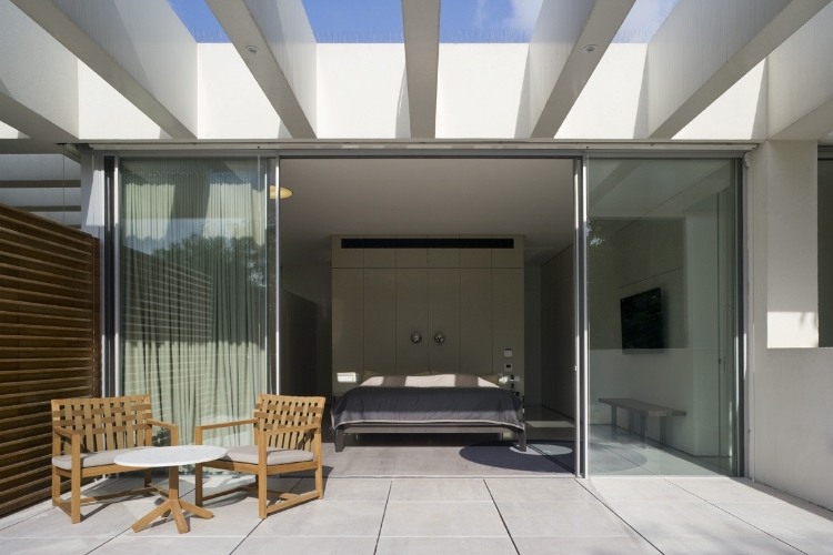 Contemporary Residence in Israel