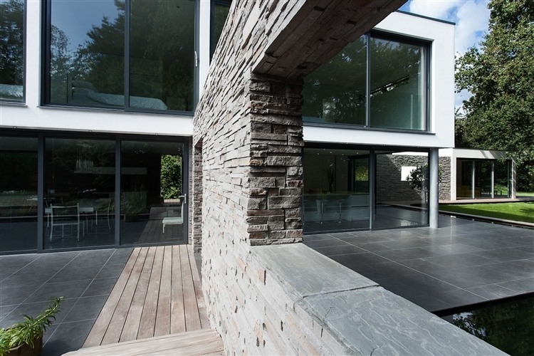Abbots Way by AR Design Studio Architects
