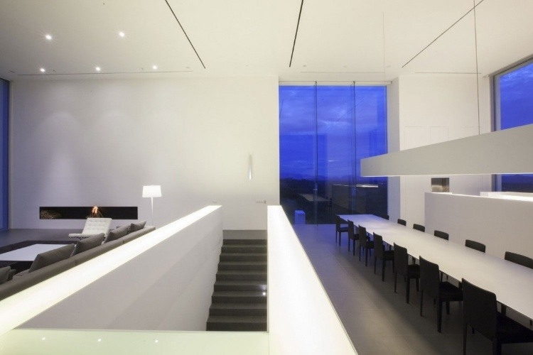 Contemporary Home by Shinichi Ogawa & Associates