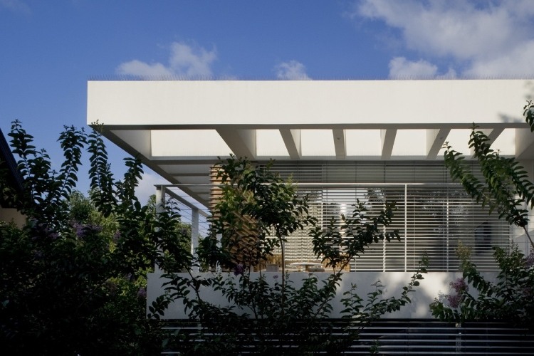Contemporary Residence in Israel