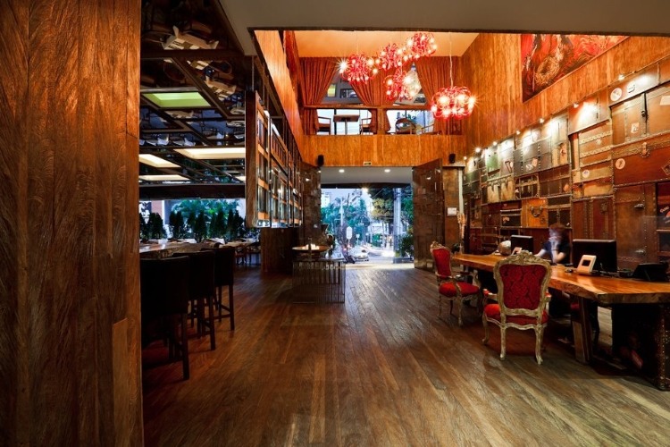 Charlee Lifestyle Hotel