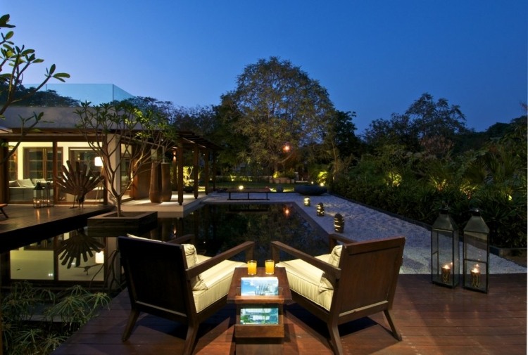 Courtyard House by Hiren Patel Architects Courtyard House by Hiren Patel Architects - 8