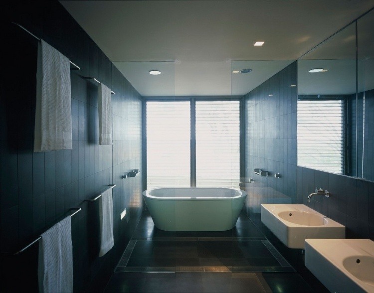 Balmoral House by Ian Moore Architects