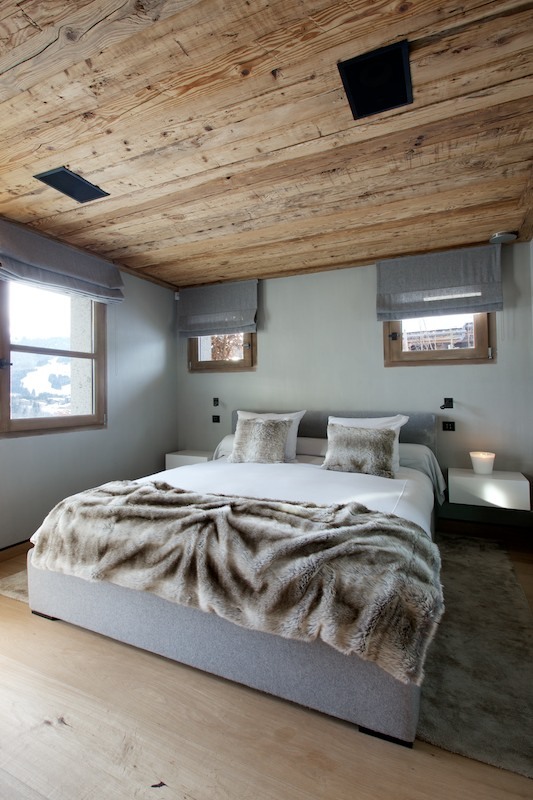 Chalet Cyanella