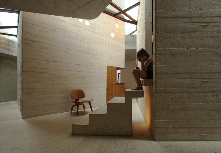 Maison L