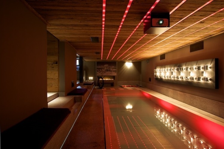Chalet Cyanella