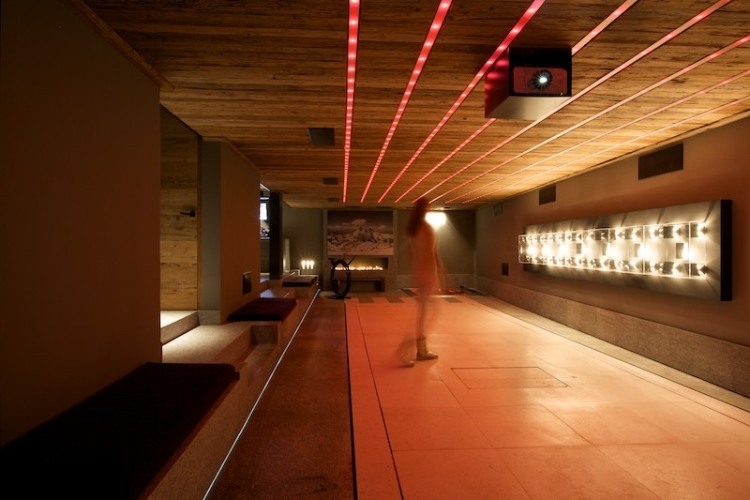 Chalet Cyanella