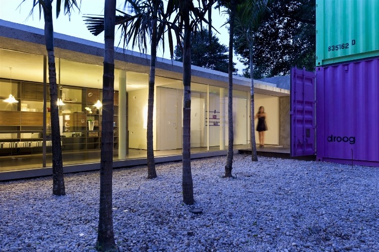 Decameron house design