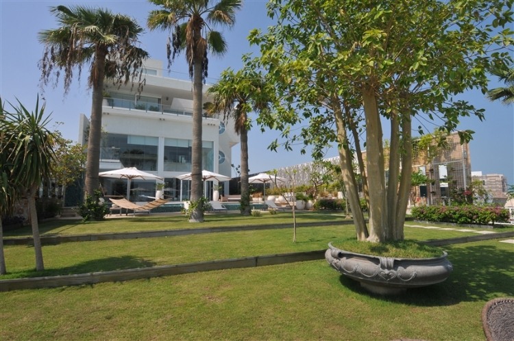 Beach Villa