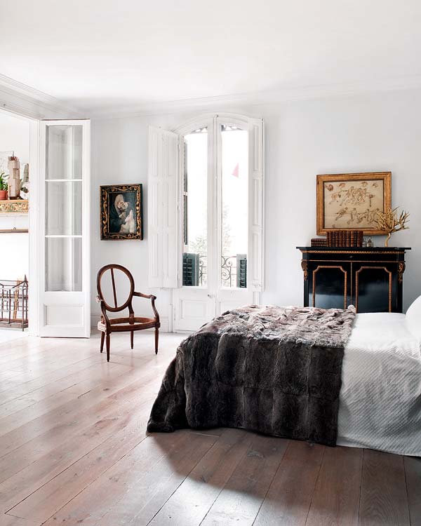 Antique Art House in Barcelona - 12