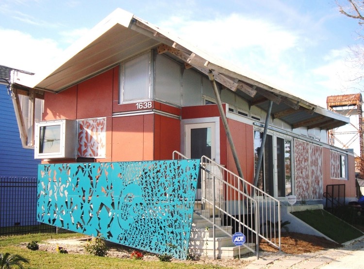 Float House