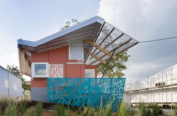 Float House