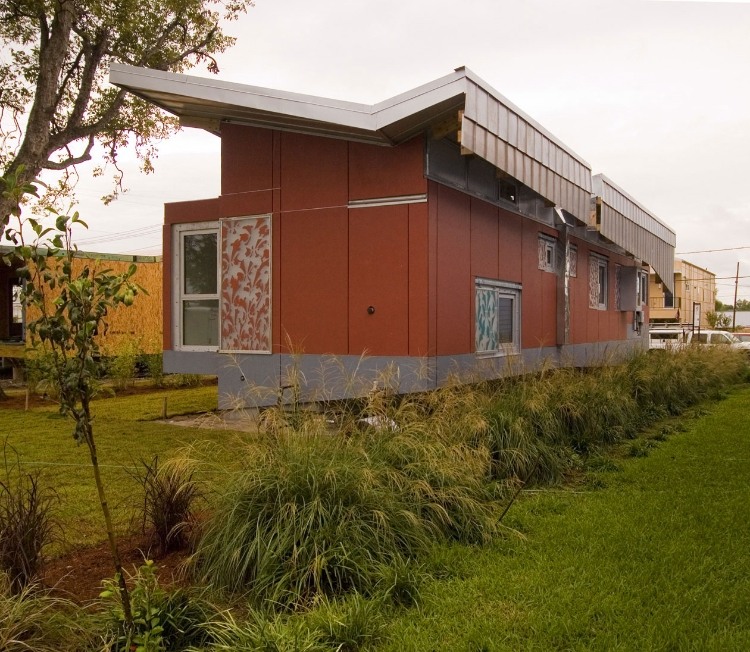 Float House