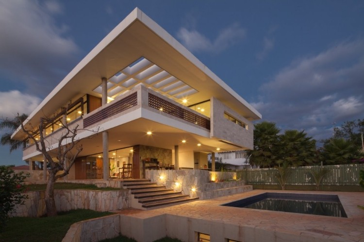 JPGN House by MGS