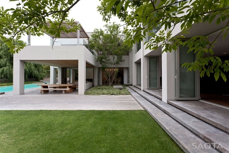 Silverhurst Residence