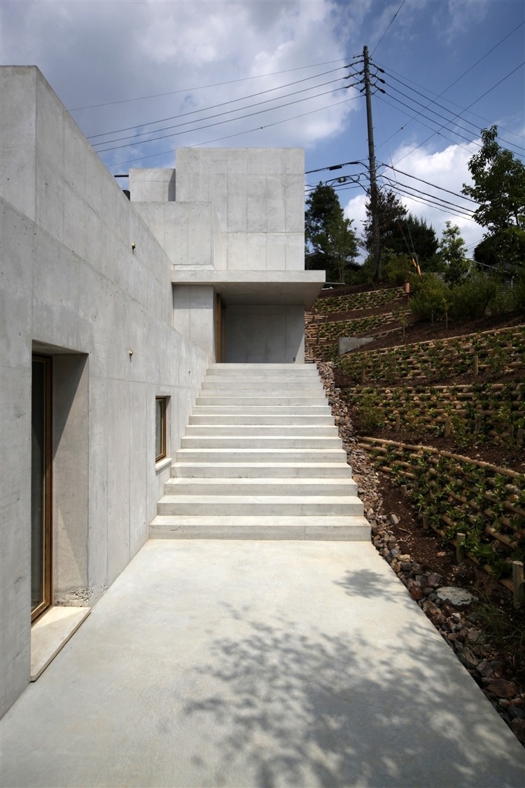 Minamiyama House Minamiyama House by Tomoaki Uno Architects - 2