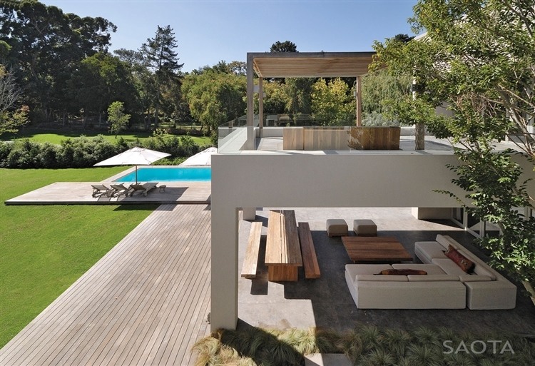 Silverhurst Residence