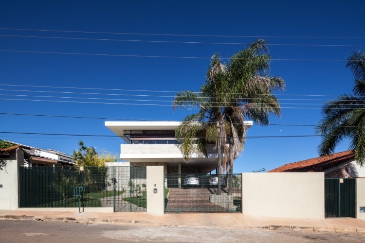 JPGN House by MGS