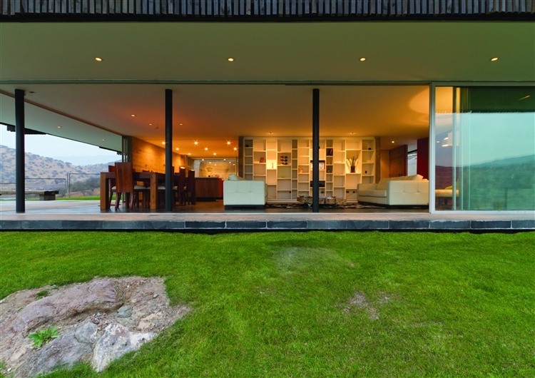 O House design