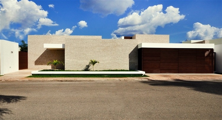 Rajuela House