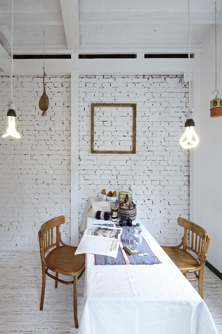 ASE house interior by no.555
