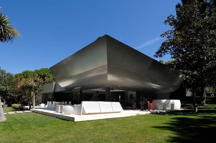 B&N House by A-cero