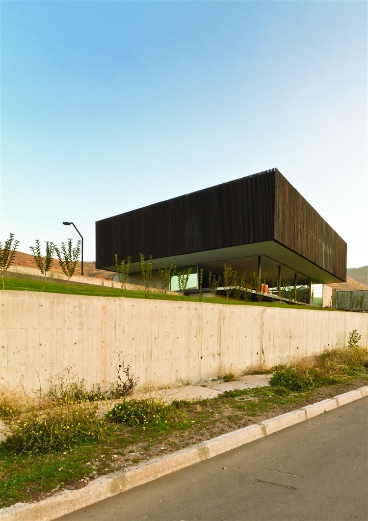 O House design