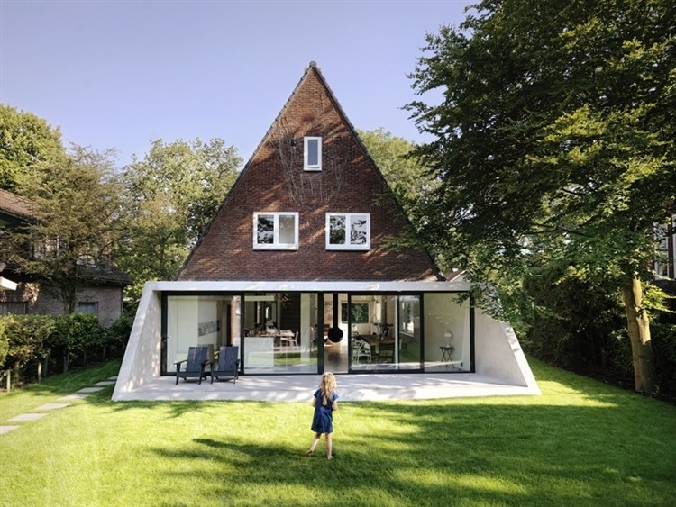 SH House