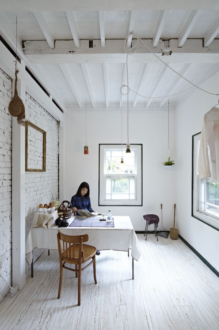 ASE house interior by no.555