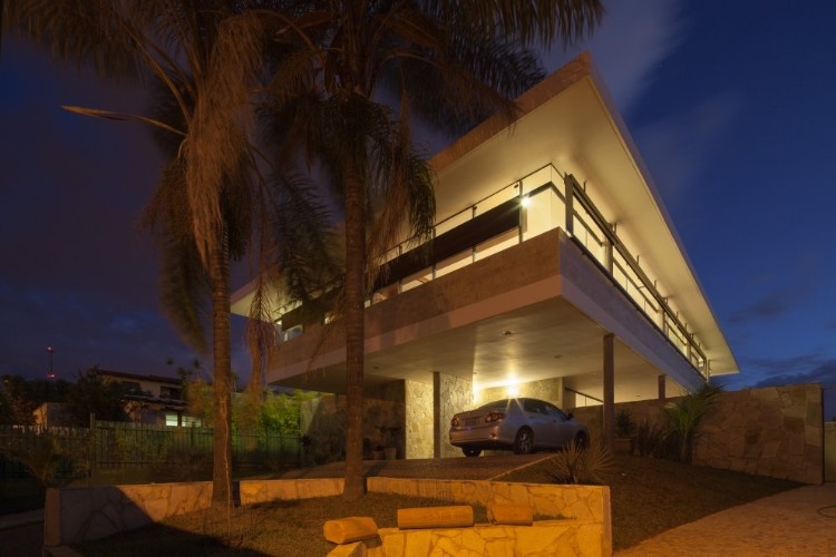 JPGN House by MGS