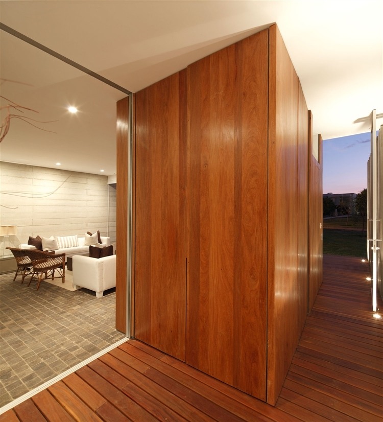 La Isla House design