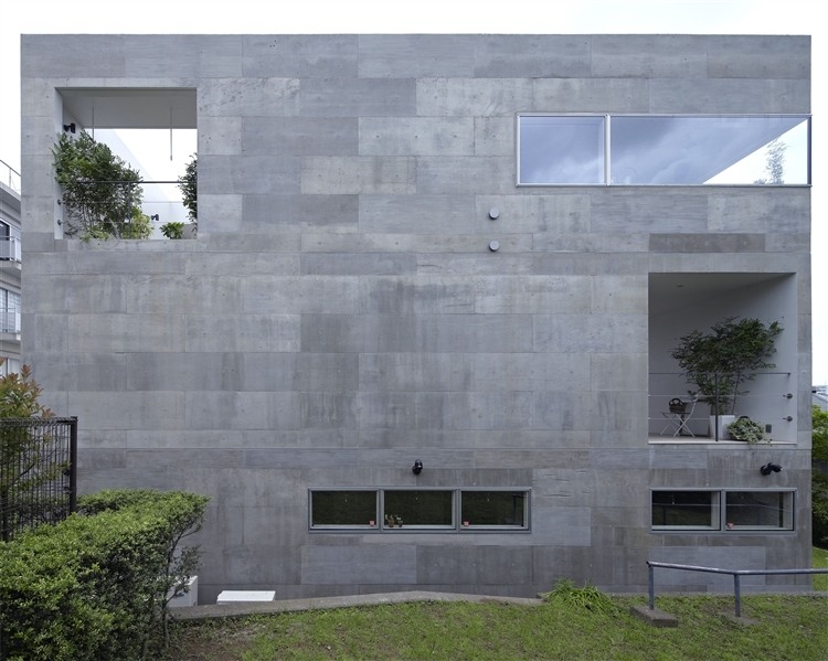 PLANTER SINGLE FAMILY HOUSE