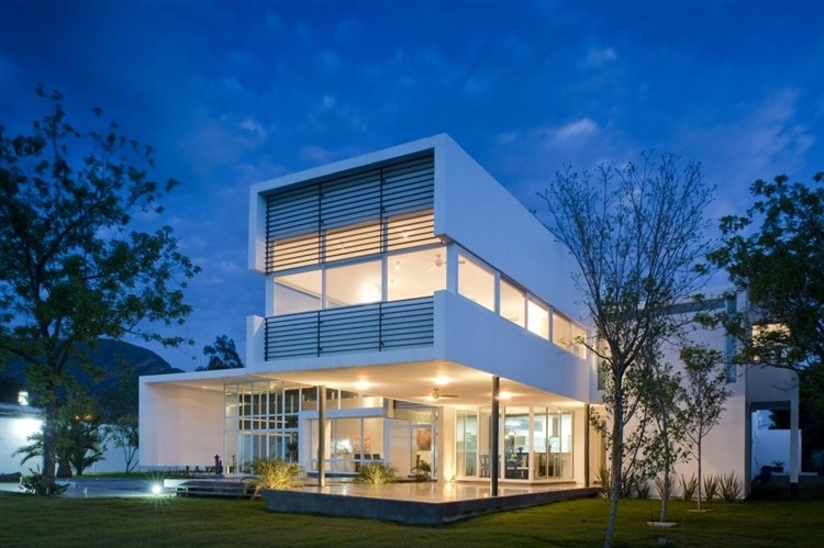 Uro House