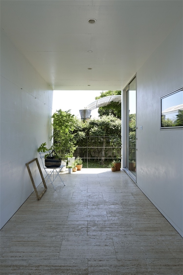 PLANTER SINGLE FAMILY HOUSE