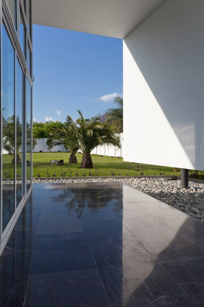 Uro House