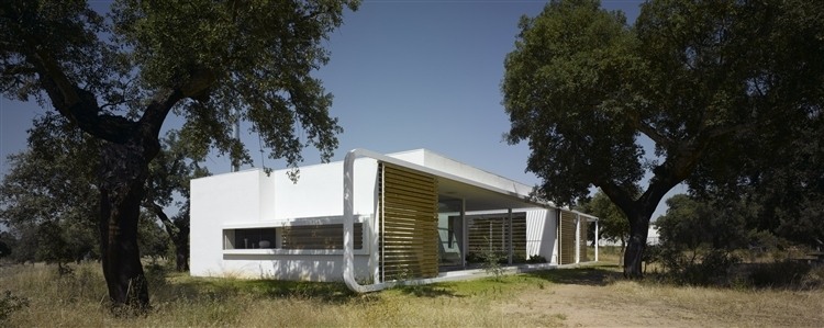 Casa Entre Encinas