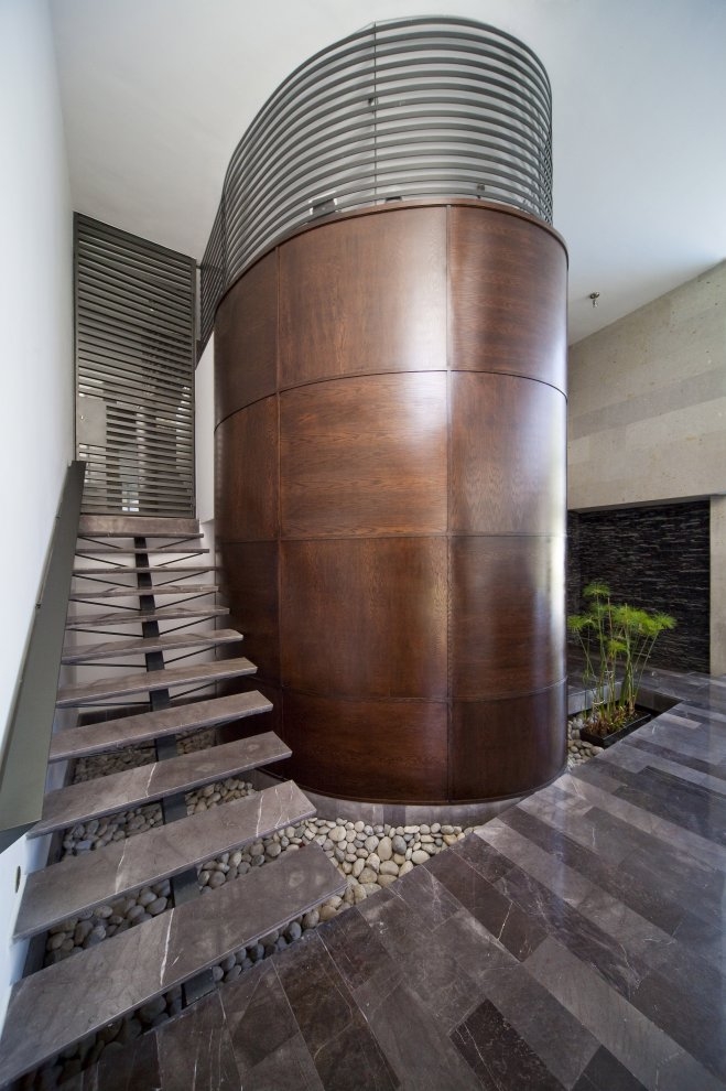 Uro House