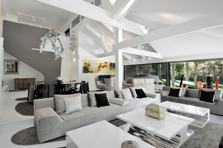 B&N House by A-cero