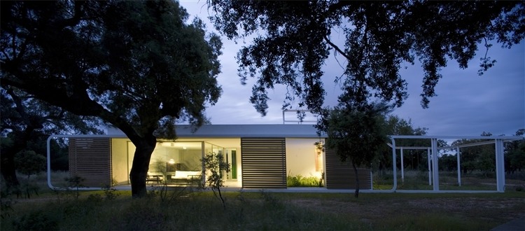 Casa Entre Encinas