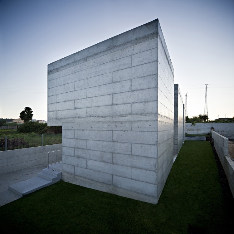 House in Moreira House in Moreira by Phyd Arquitectura - 15