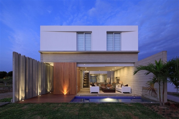 La Isla House design